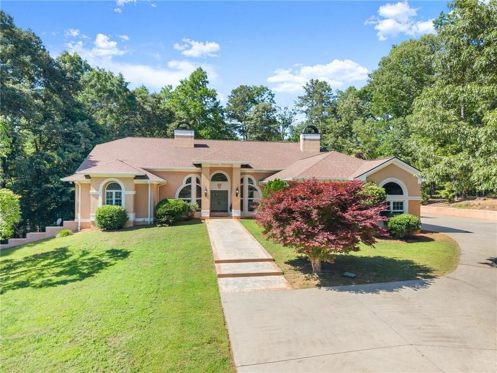 593 Cross Creek Drive, Toccoa, GA 30577 Main Photo