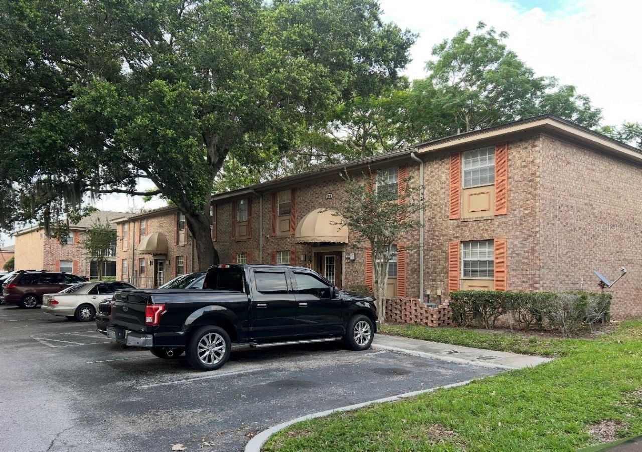 508 Banyon Tree Circle, Unit 202, Maitland, FL 32751 Main Photo