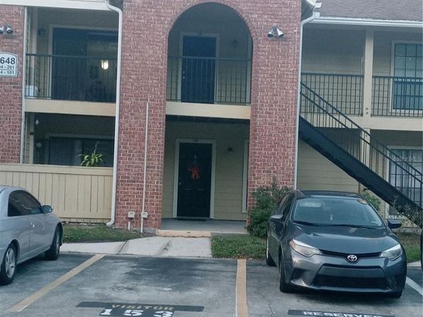 TAMPA, FL 33614