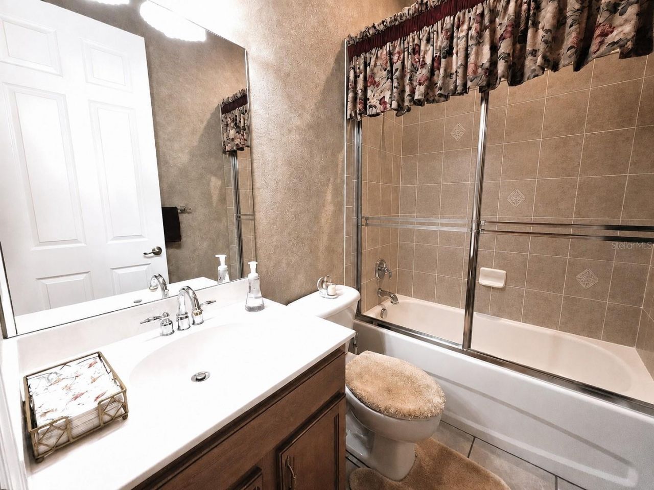 6402 Barcellona Road, Land O Lakes, FL 34637 Photo
