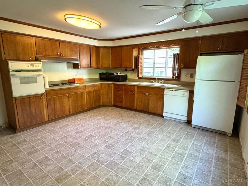 7034 Bridges Road, Anderson Twp, OH 45230 Photo 21
