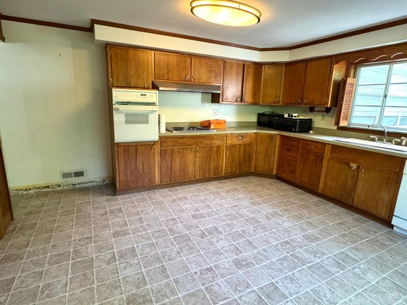 7034 Bridges Road, Anderson Twp, OH 45230 Photo 24