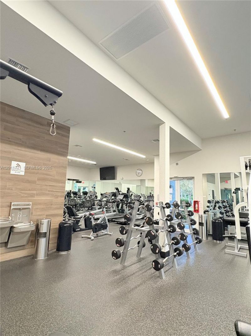 4404 E Whitewater Ave , Weston, FL 33332 Photo
