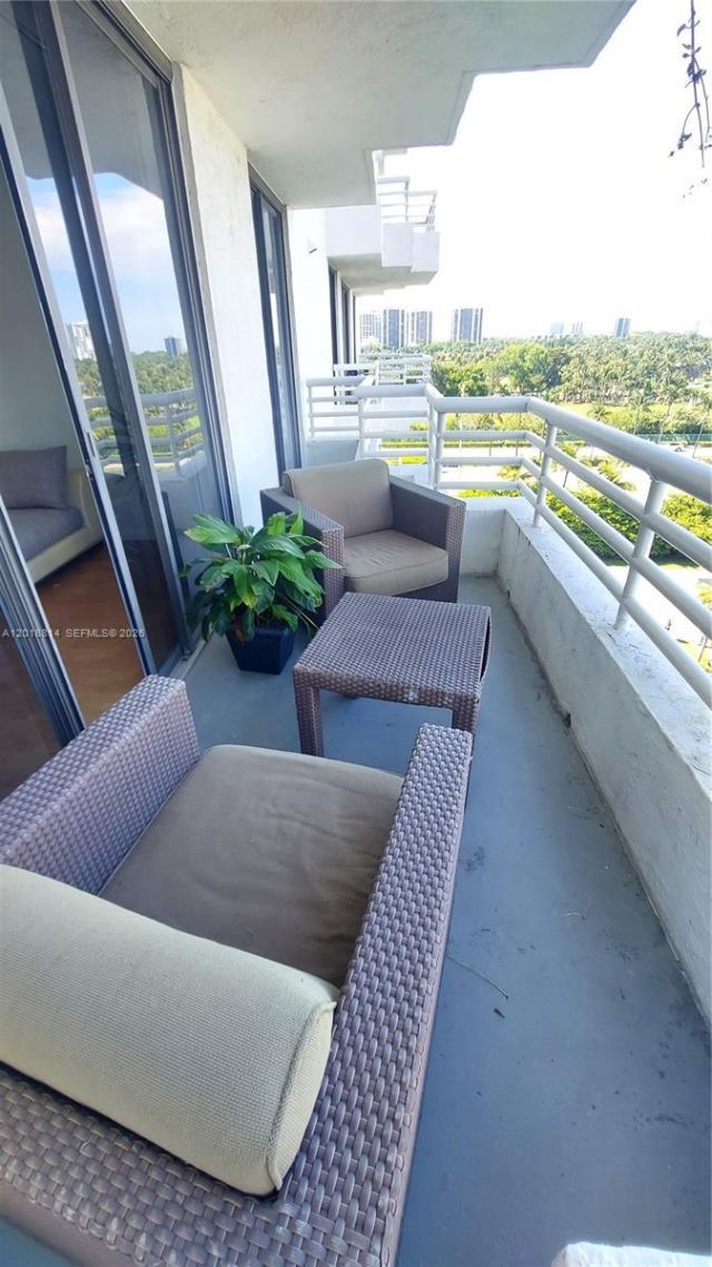 3300 NE 192nd St, Unit 808, Aventura, FL 33180 Photo