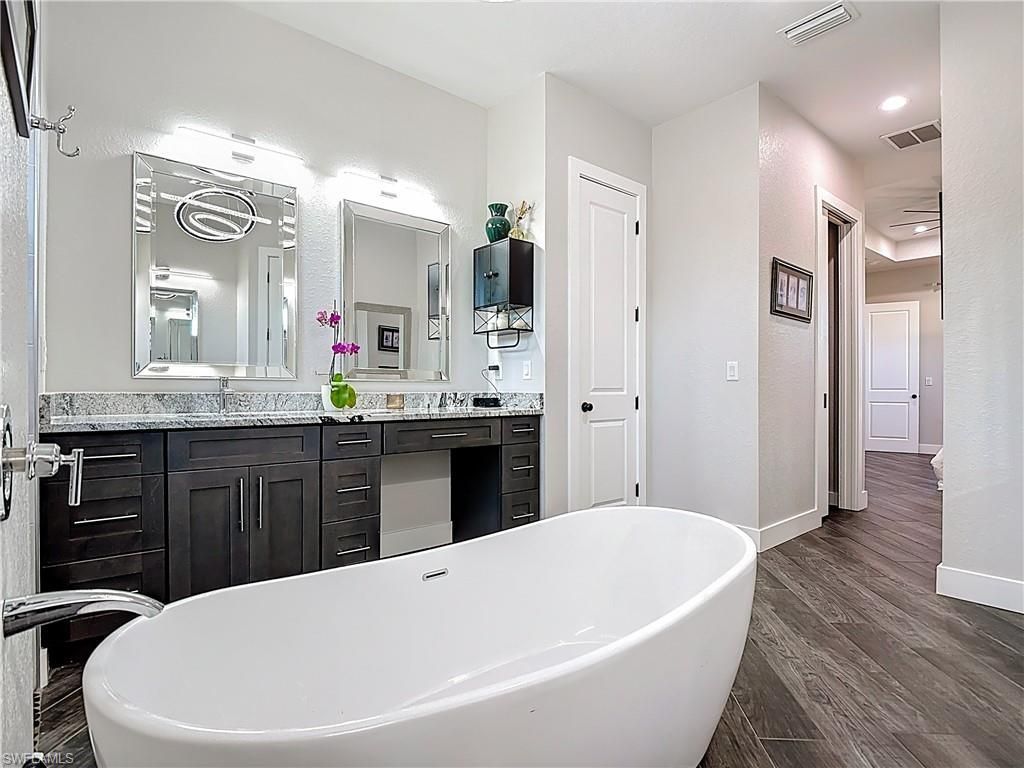 3900 Gulfstream Pkwy, Cape Coral, FL 33993 Photo