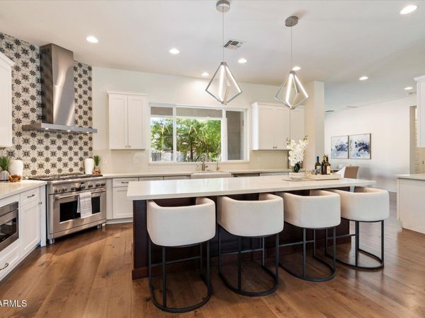 640 W ECHO Lane, Phoenix, AZ 85021