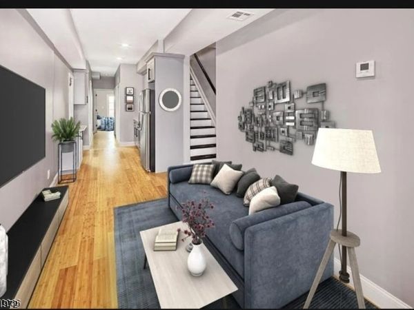 104 A Yale Ave, Jersey, NJ 07304