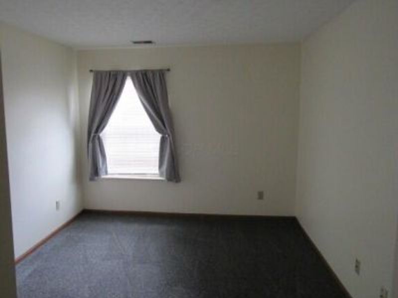 5564 Parkshire Drive, Columbus, OH 43229 Photo 12