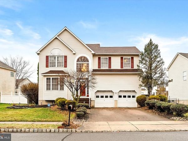 33 YORKTOWN ROAD, MONMOUTH JUNCTION, NJ 08852