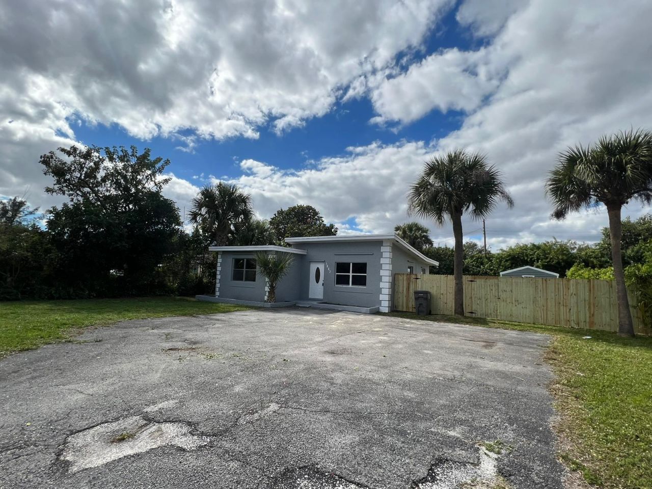 1883 Breezy Lane, West Palm Beach, FL 33417 Photo