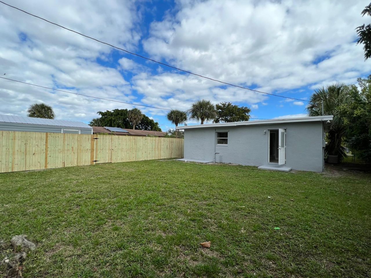 1883 Breezy Lane, West Palm Beach, FL 33417 Photo