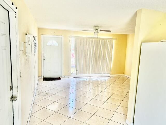 4940 SW 18th Street, Fort Lauderdale, FL 33317 Photo