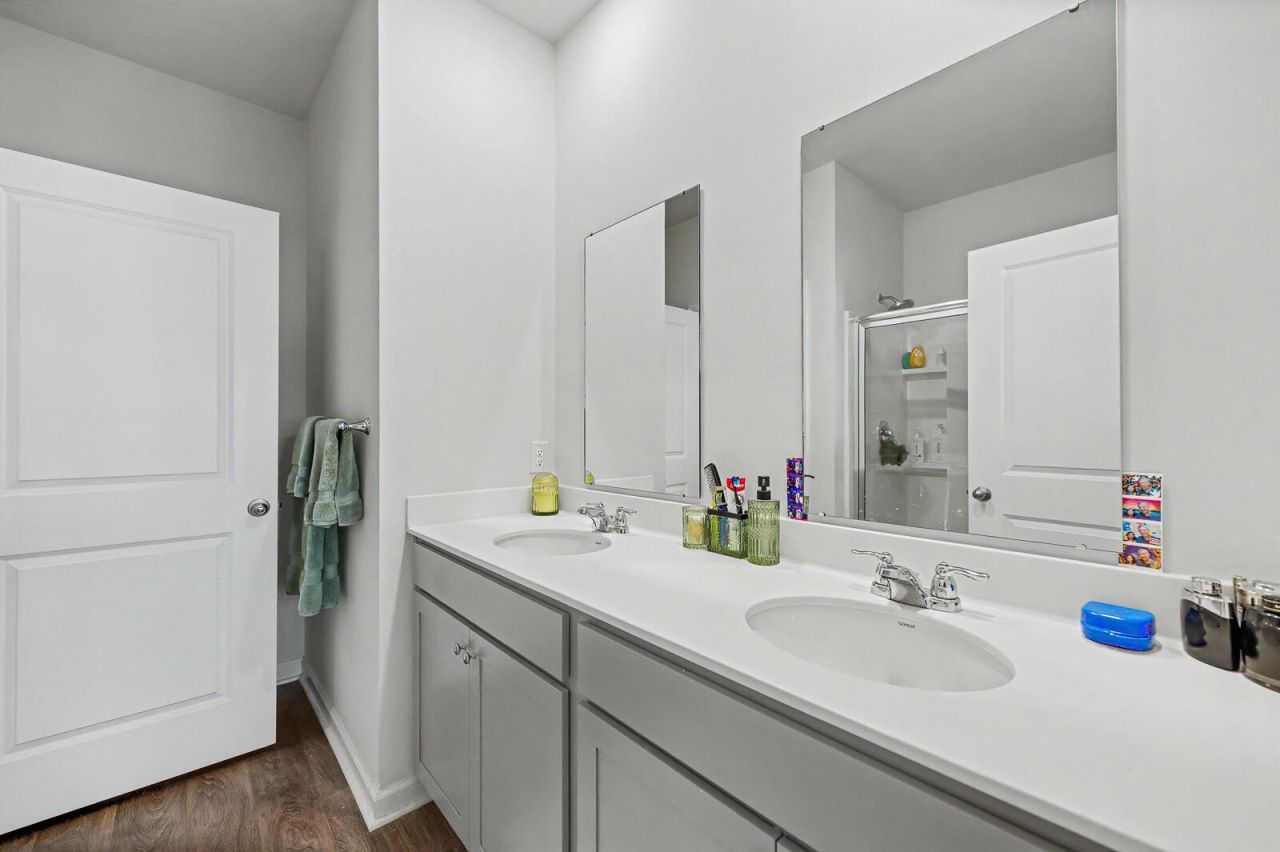 493 Cedarview Road Photo 15