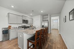 493 Cedarview Road photo 4