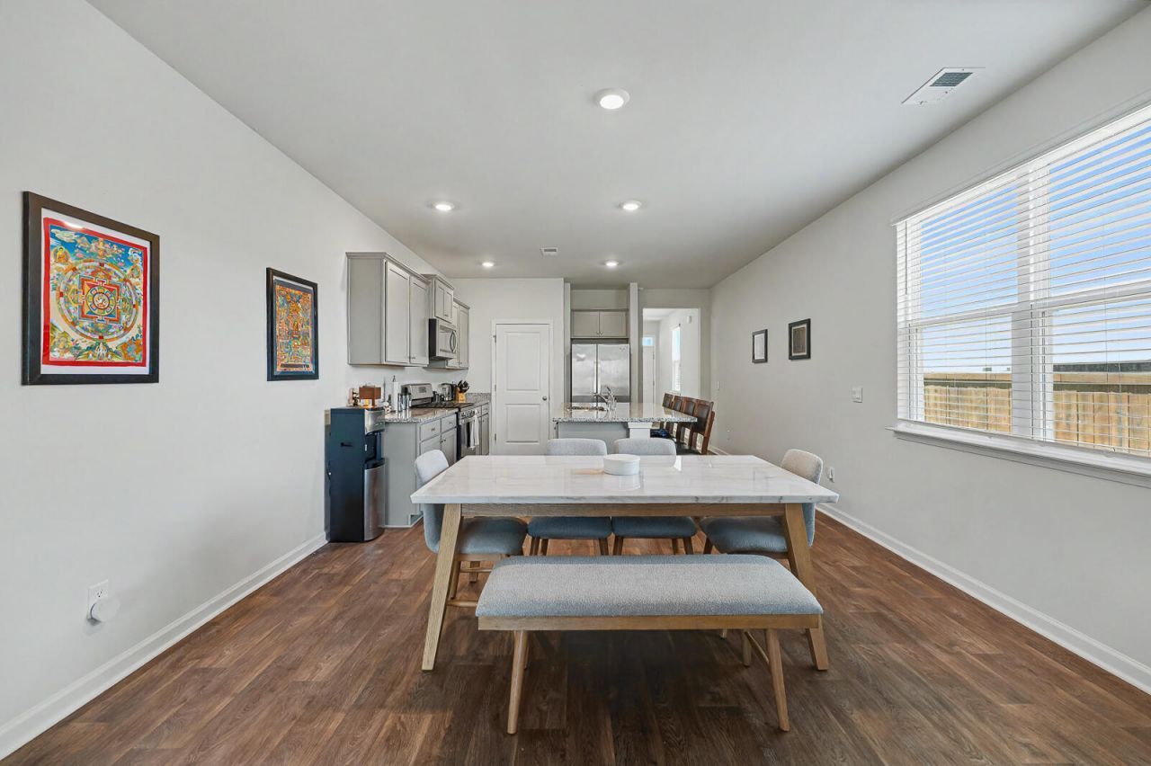 493 Cedarview Road Photo 7
