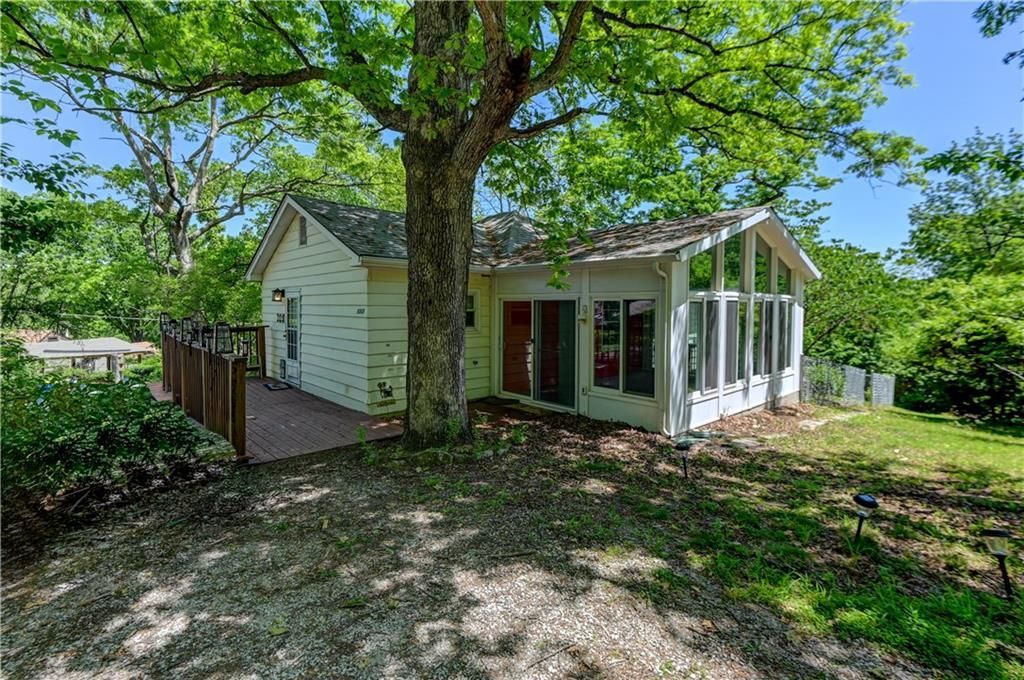 5363 NW Wagon Trail, Houston Lake, MO 64151 Main Photo