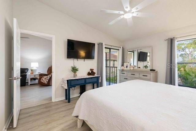 4482 Weybridge, Unit 62, Sarasota, FL 34235 Photo