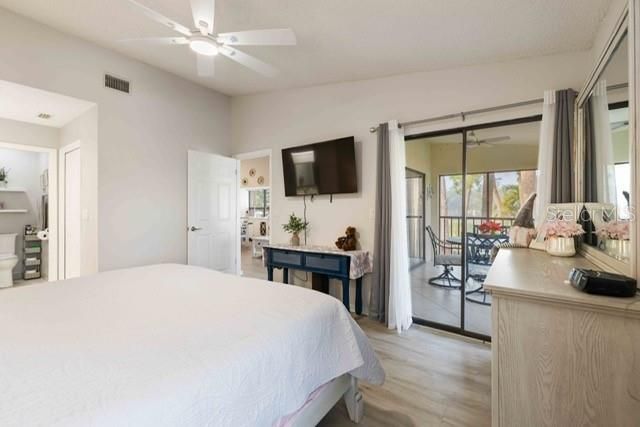4482 Weybridge, Unit 62, Sarasota, FL 34235 Photo