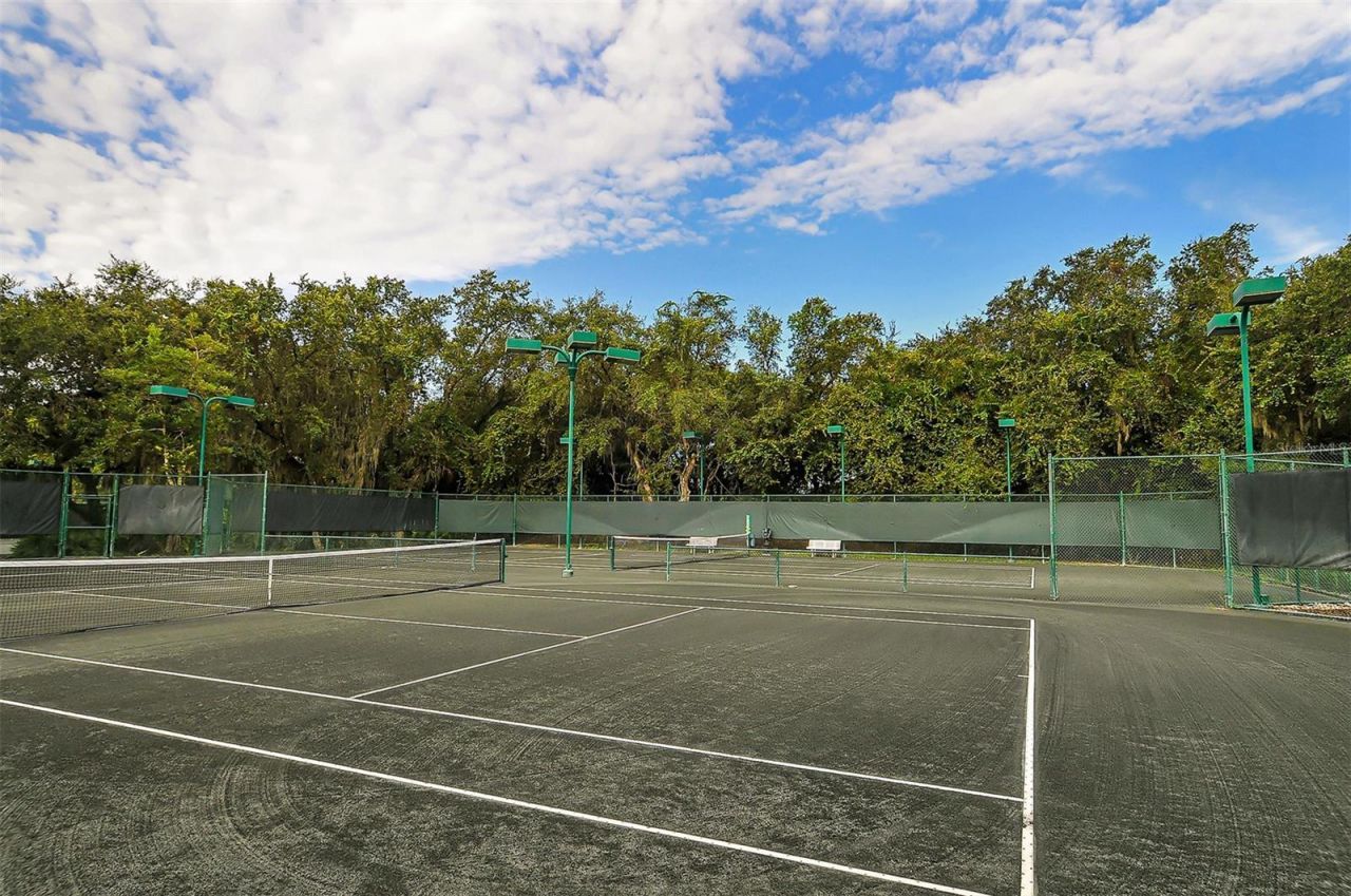 4482 Weybridge, Unit 62, Sarasota, FL 34235 Photo