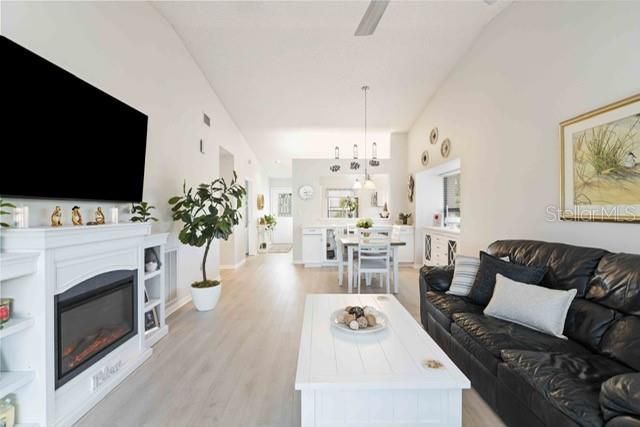 4482 Weybridge, Unit 62, Sarasota, FL 34235 Photo