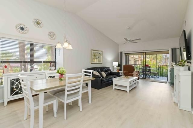 4482 Weybridge, Unit 62, Sarasota, FL 34235 Photo