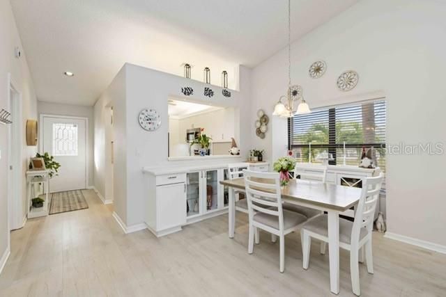 4482 Weybridge, Unit 62, Sarasota, FL 34235 Photo