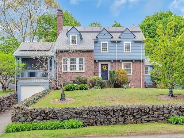 89 Churchill Avenue, Arlington, MA 02476