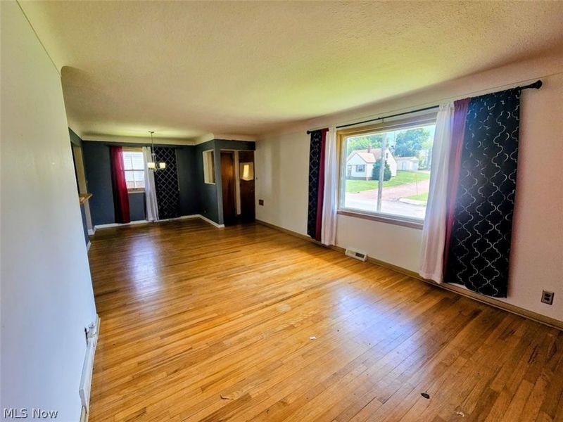 9333 S Highland Avenue, Garfield Heights, OH 44125 Photo 12