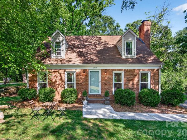 8713 Golf Ridge Drive, Charlotte, NC 28277