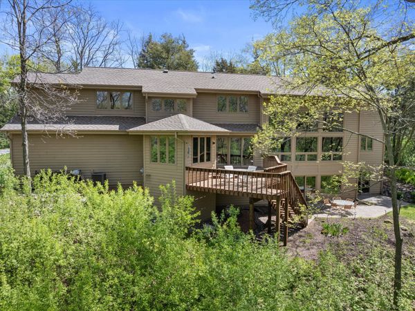 1161 Lost Woods Rd, Summit, WI 53066