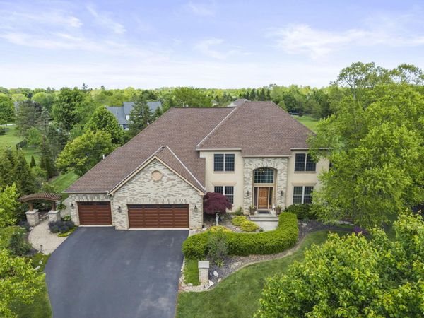 10549 Churchill Drive, Powell, OH 43065