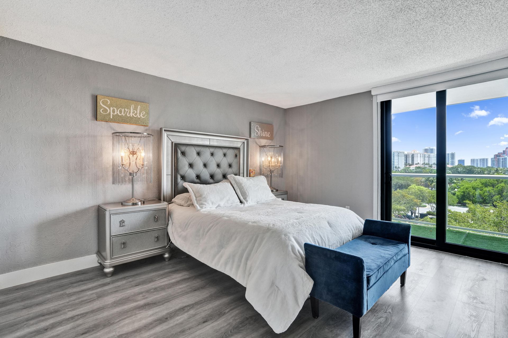 3701 N Country Club Drive, Unit 605, Aventura, FL 33180 Photo
