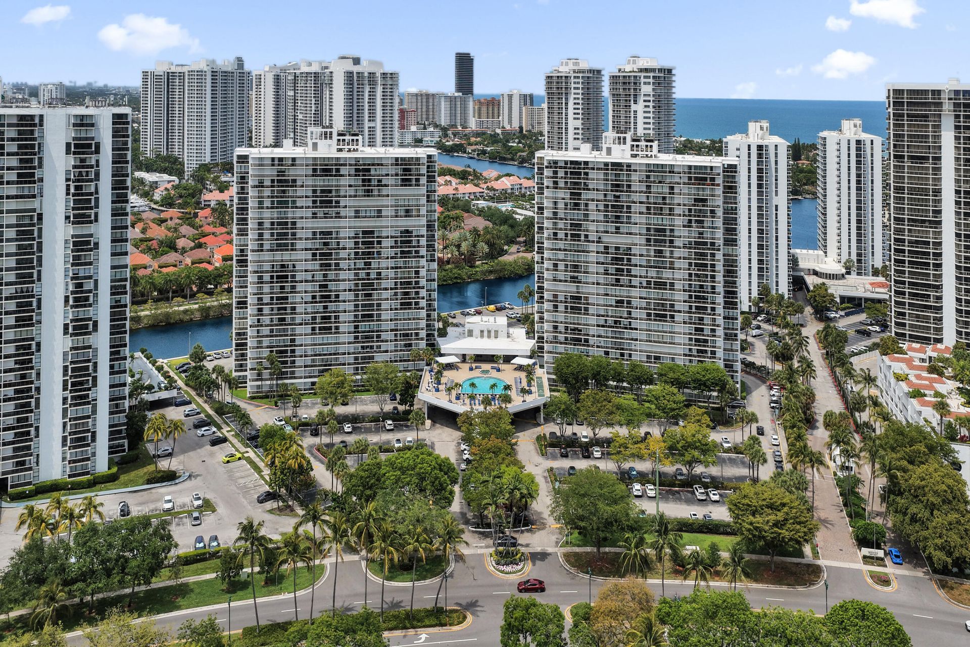 3701 N Country Club Drive, Unit 605, Aventura, FL 33180 Photo