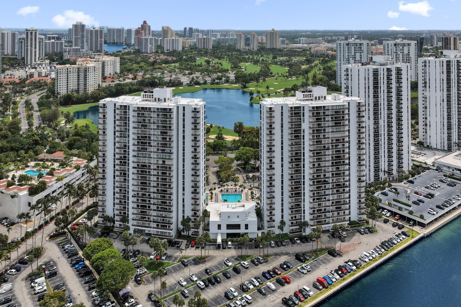 3701 N Country Club Drive, Unit 605, Aventura, FL 33180 Photo