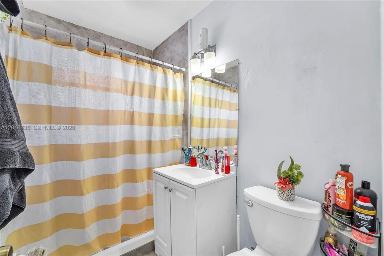 900 N 70th Ave , Hollywood, FL 33024 Photo