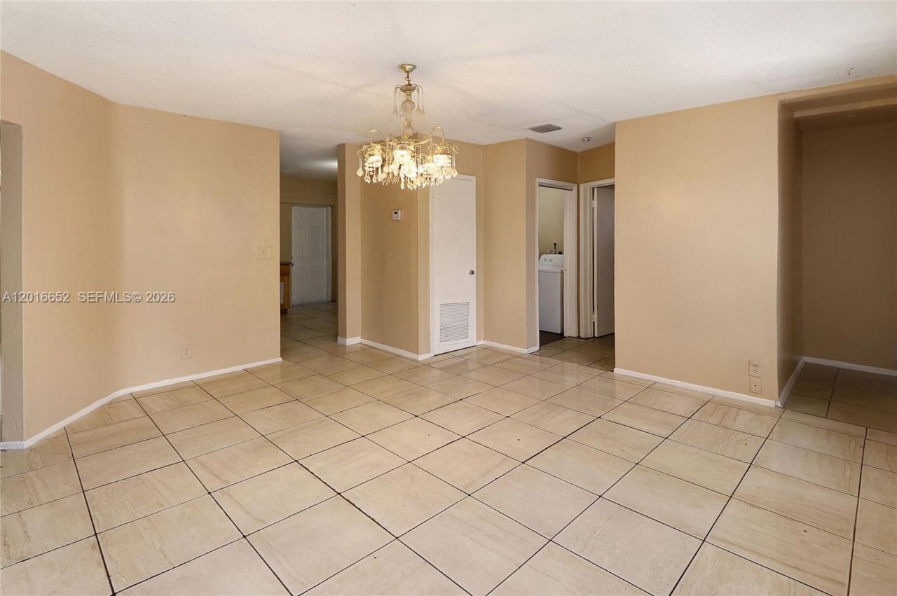 2001 NE 1st Ave , Unit 1, Pompano Beach, FL 33060 Photo