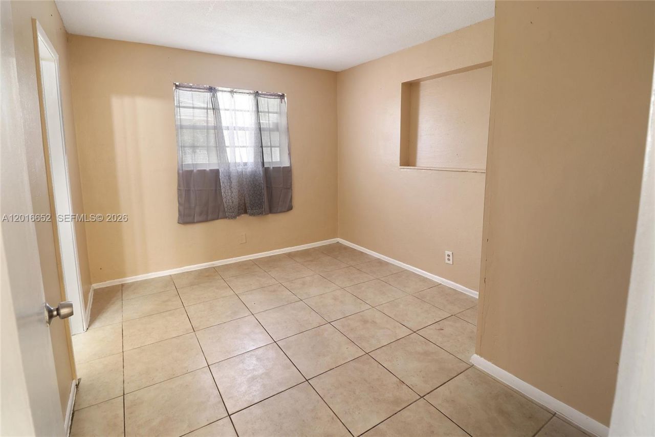 2001 NE 1st Ave , Unit 1, Pompano Beach, FL 33060 Photo