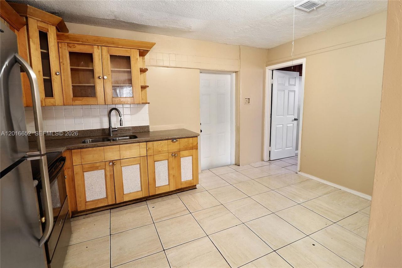 2001 NE 1st Ave , Unit 1, Pompano Beach, FL 33060 Photo