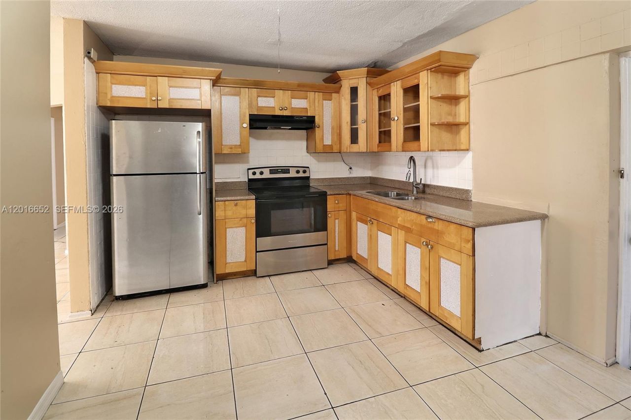 2001 NE 1st Ave , Unit 1, Pompano Beach, FL 33060 Photo