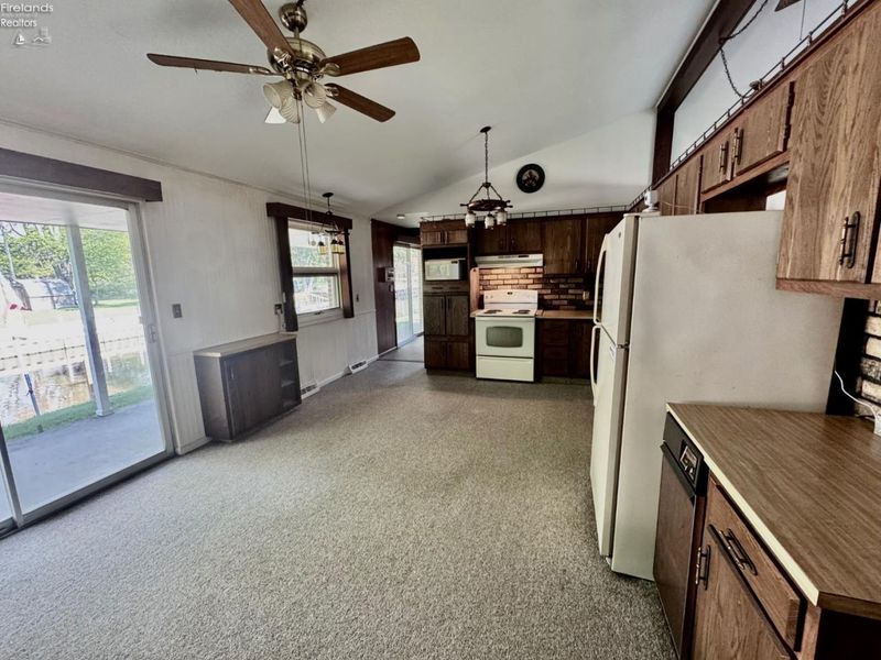 925 Nautical Drive, Vermilion, OH 44089 Photo 10