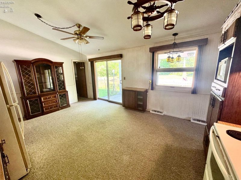925 Nautical Drive, Vermilion, OH 44089 Photo 7