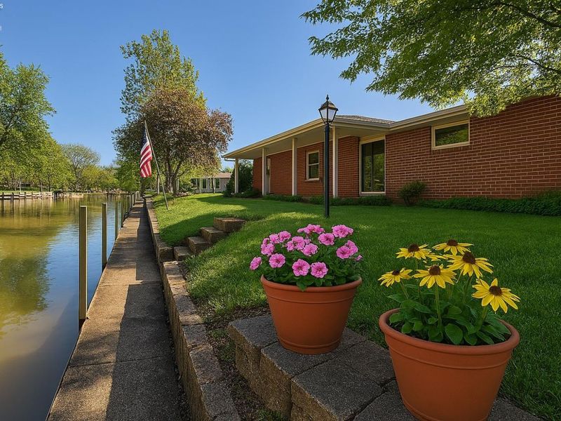 925 Nautical Drive, Vermilion, OH 44089 Photo 9