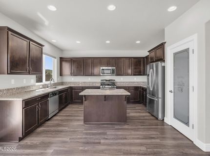 214 Red Oak Drive, Fernley, NV 89408 Photo