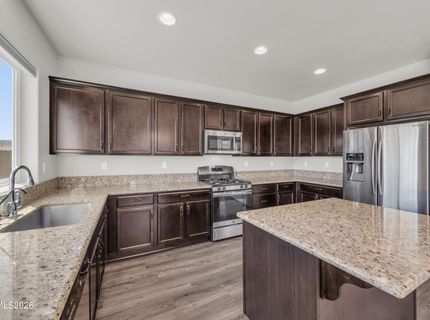 214 Red Oak Drive, Fernley, NV 89408 Photo