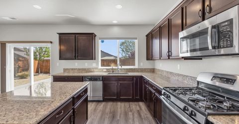 214 Red Oak Drive, Fernley, NV 89408 Photo
