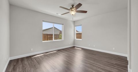 214 Red Oak Drive, Fernley, NV 89408 Photo