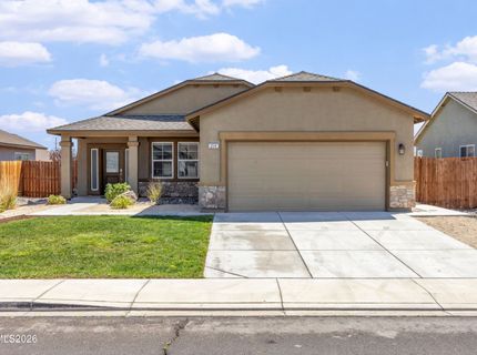 214 Red Oak Drive, Fernley, NV 89408 Photo
