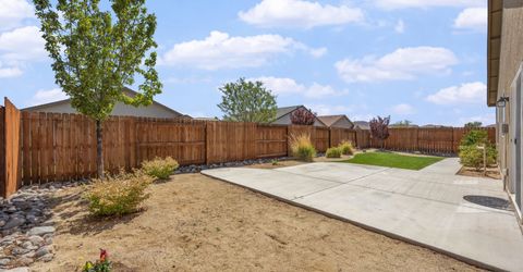 214 Red Oak Drive, Fernley, NV 89408 Photo