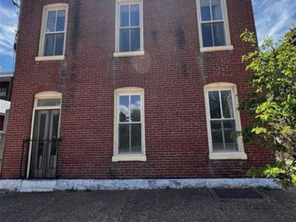 1208 Ann Avenue, St Louis, MO 63104