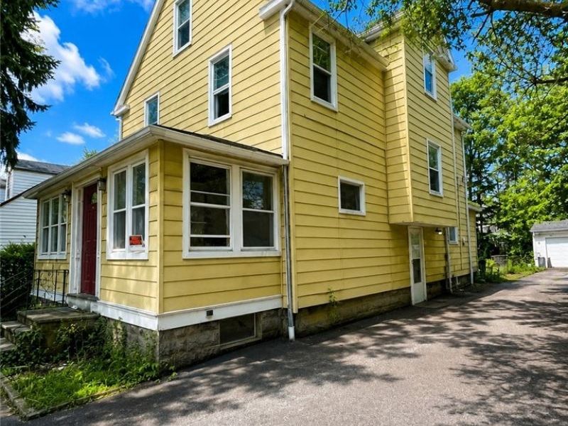1304 E 188 Street, Cleveland, OH 44110 Photo 3